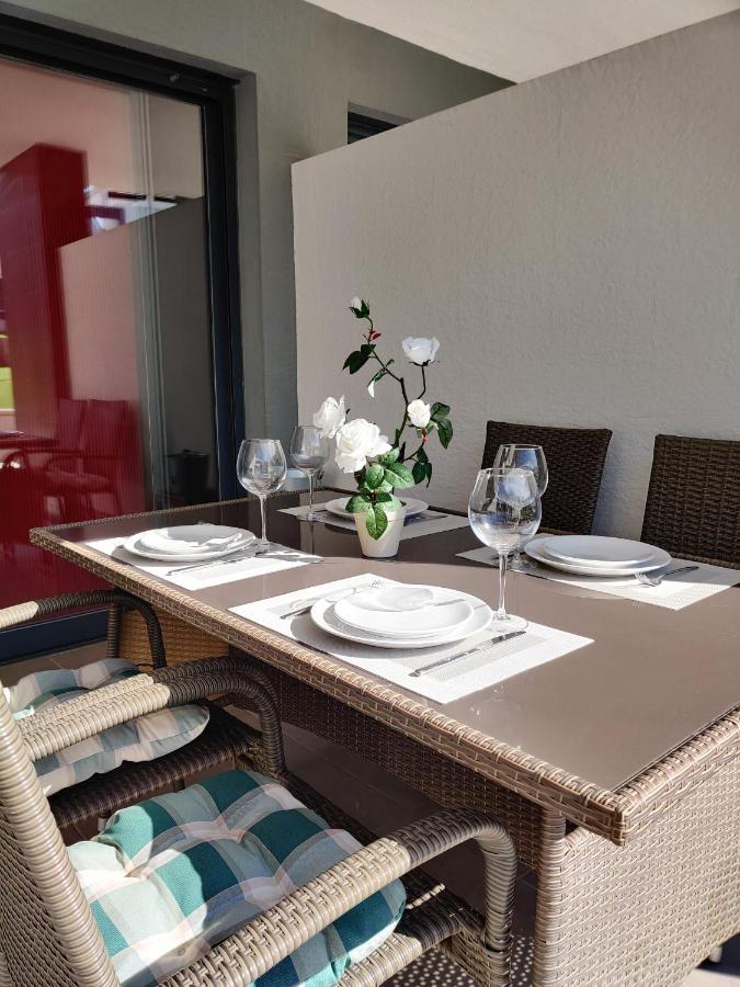 Oasis Beach Apartments Аликанте Екстериор снимка